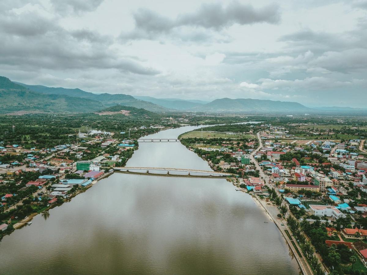 Makk Hotel Kampot Exteriér fotografie