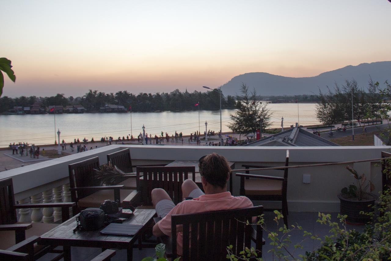 Makk Hotel Kampot Exteriér fotografie