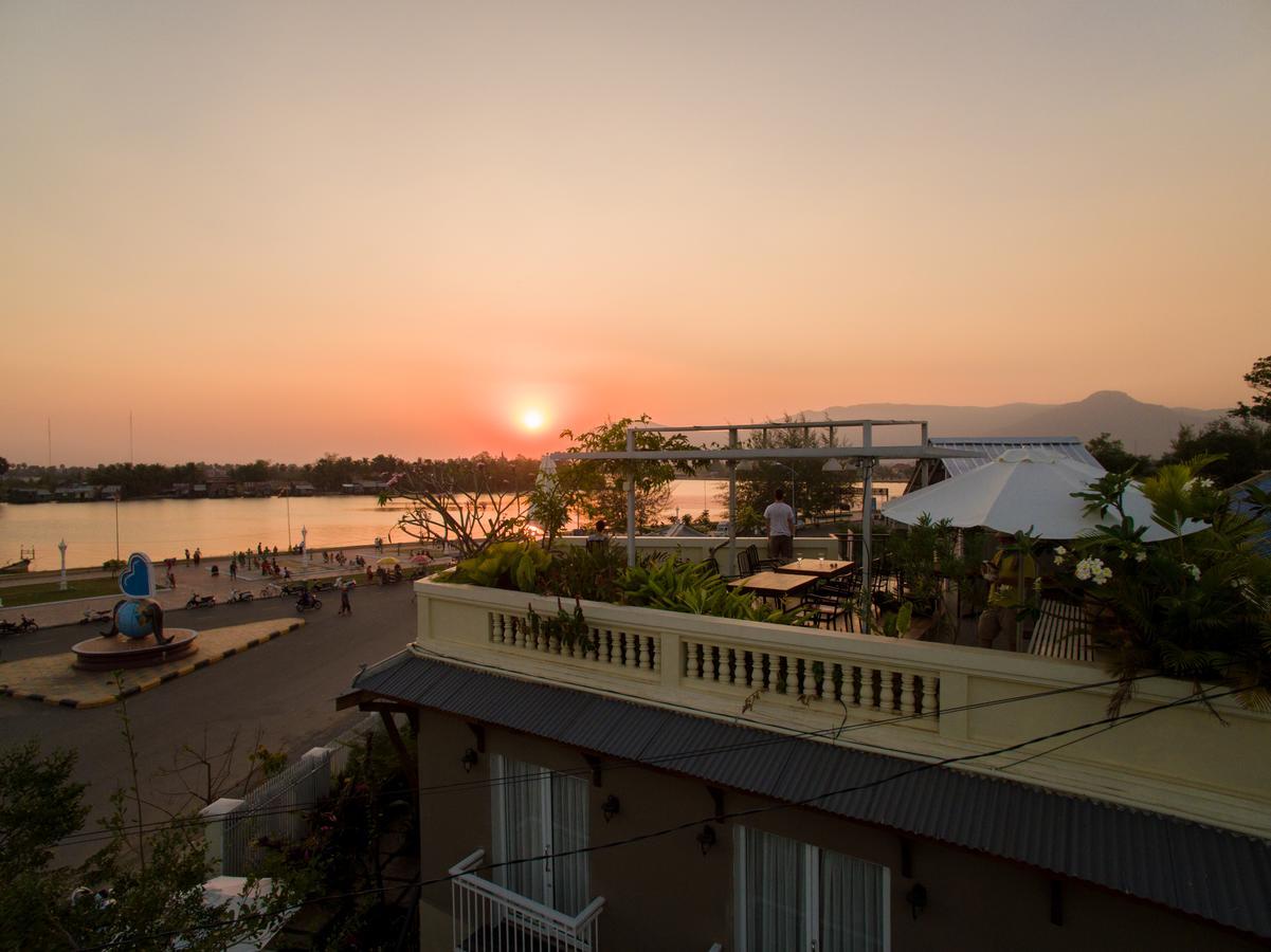 Makk Hotel Kampot Exteriér fotografie
